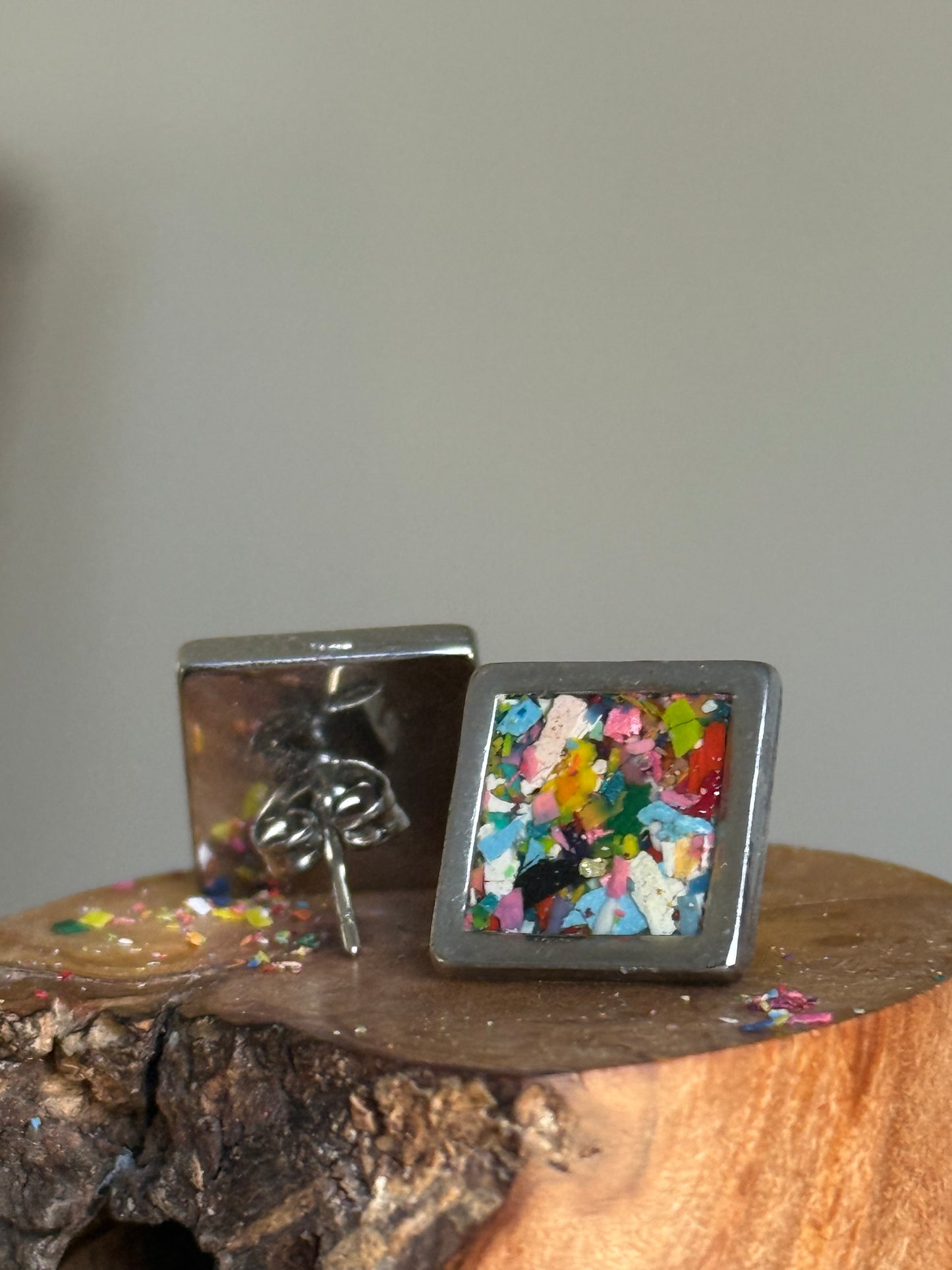 Framed Viva Square Studs