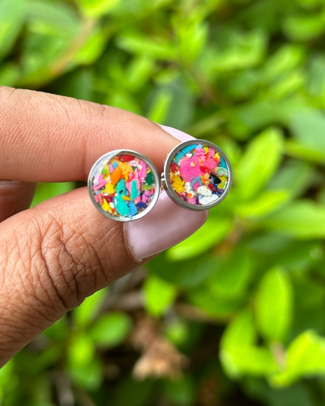 Multicolored Round Studs