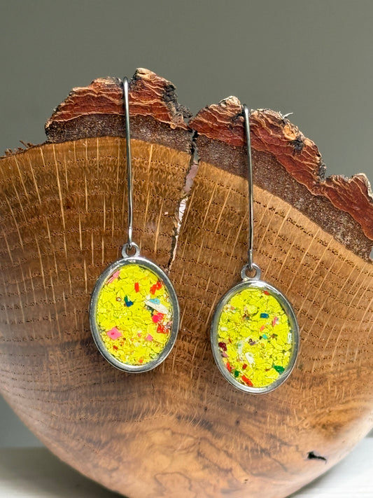 Clips de papel (amarillos)