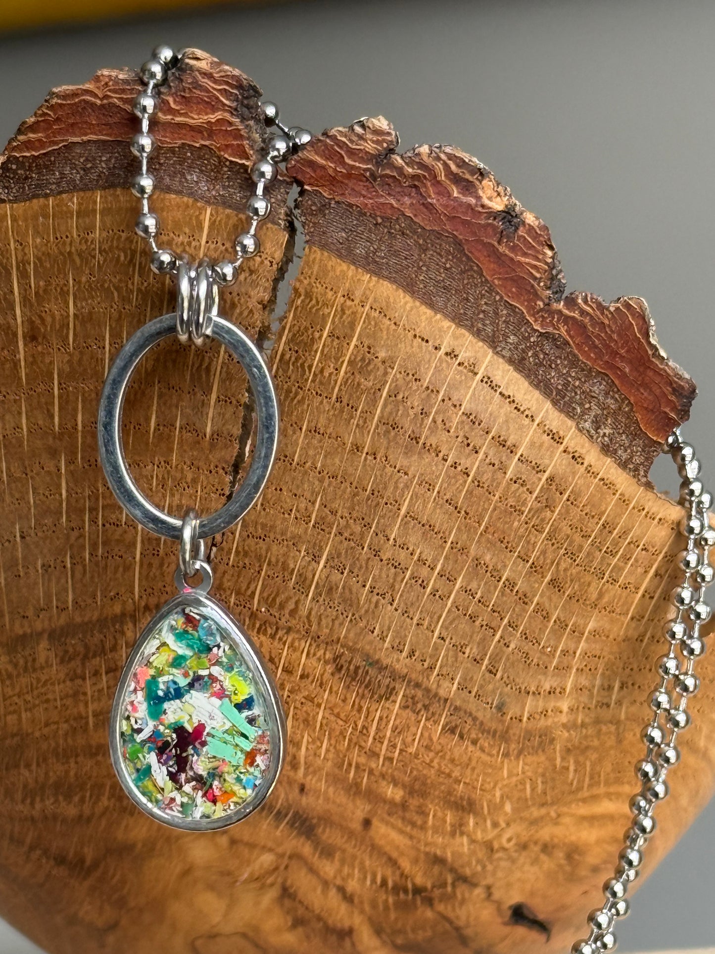 Gloria Necklace (Palm Breeze)