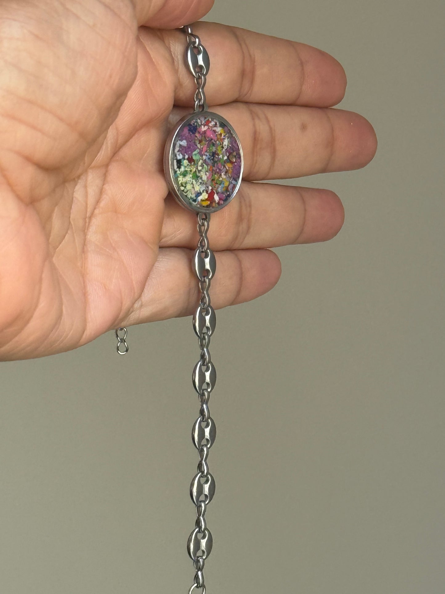 Enamórese del verde azulado 