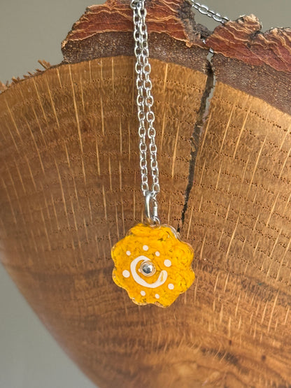 Dandelion Crayon Bloom Necklace