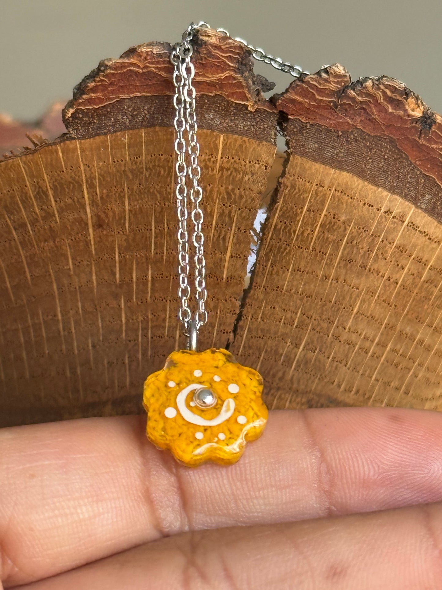 Dandelion Crayon Bloom Necklace