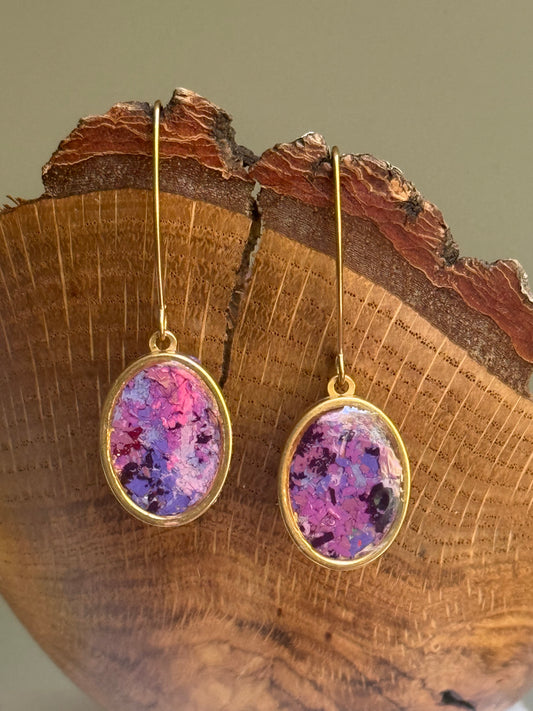 Primsa Crayon Oval Hook Earrings (Purples)