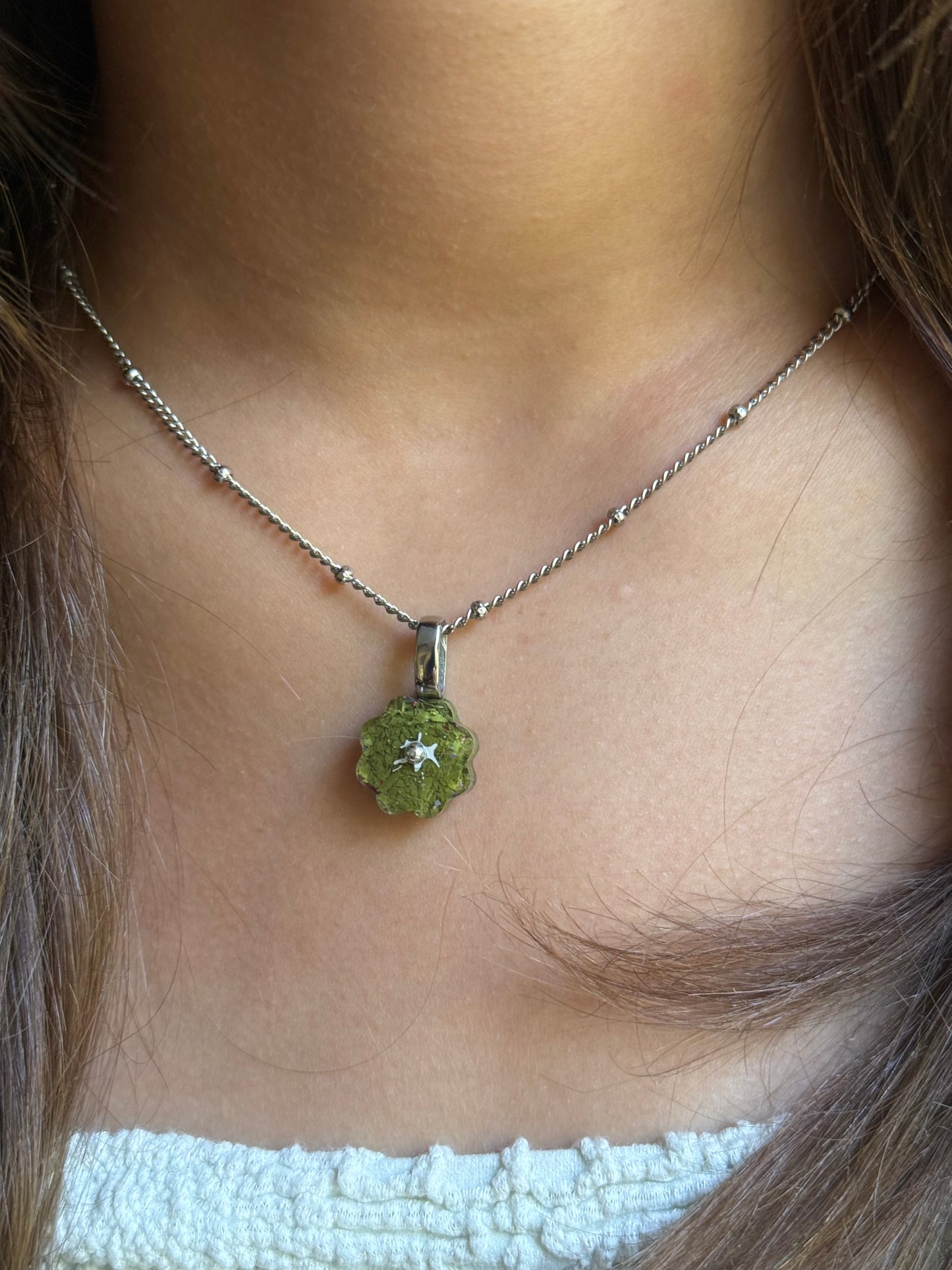 Crayon Bloom Pendant (Olive)