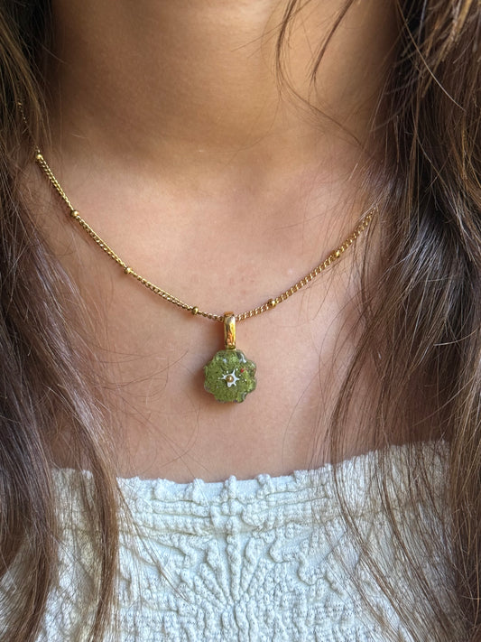 Crayon Bloom Pendant (Olive - Gold Plated)
