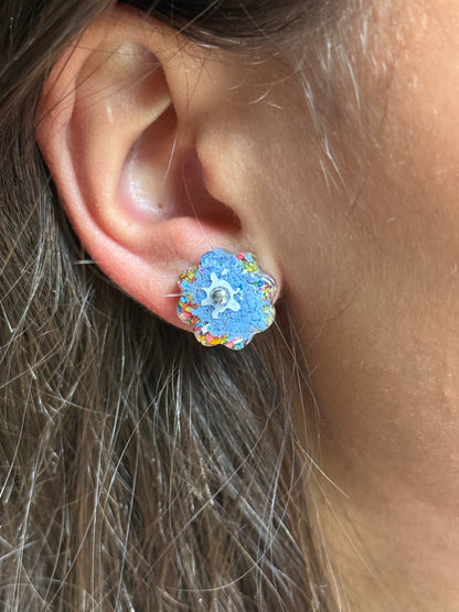 resin flower created with periwinkle and white crayon shavings.  crayon jewelry by crayonfetti