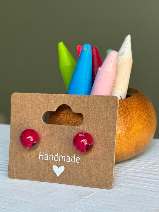 Small Crayon Globe Studs (Reds)