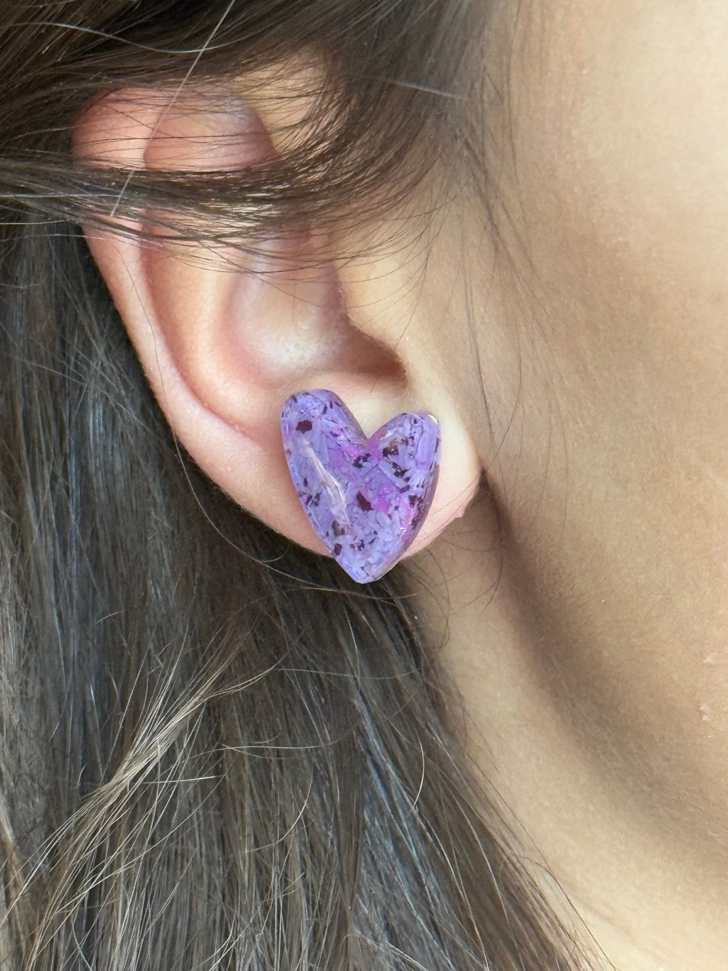 Lilac & Violet Heart Studs (Lg)