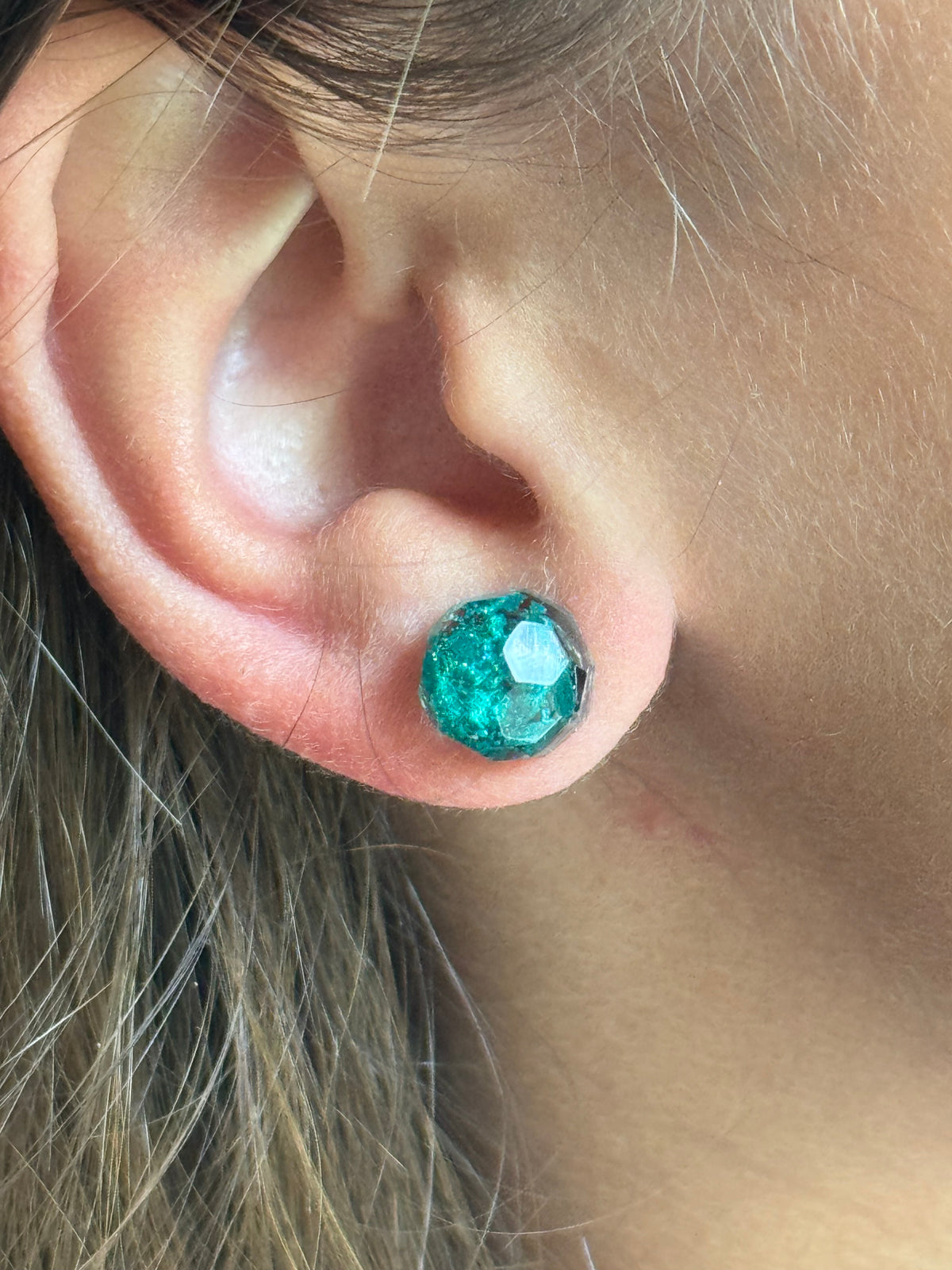 crayon jewelry by crayonfetti.  colorful teacher gift idea. hypoallergenic stud earrings